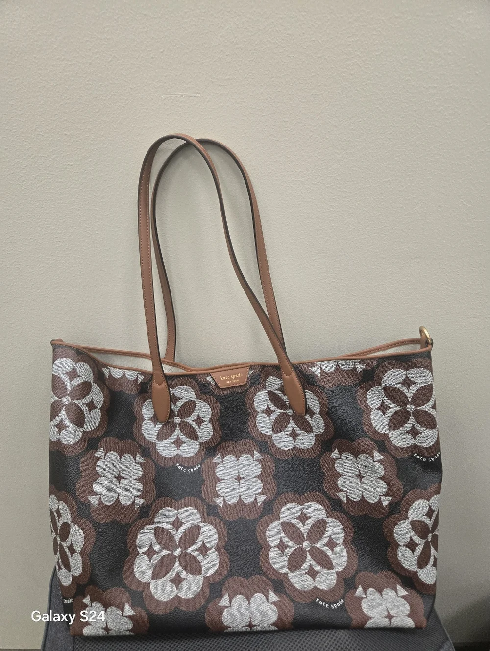 Kate Spade Flower Monogram Sutton Large Tote With Pouch